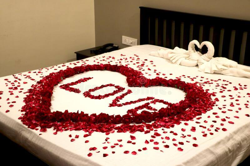 LOVE PETALS