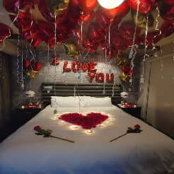 LOVE BY PETALS