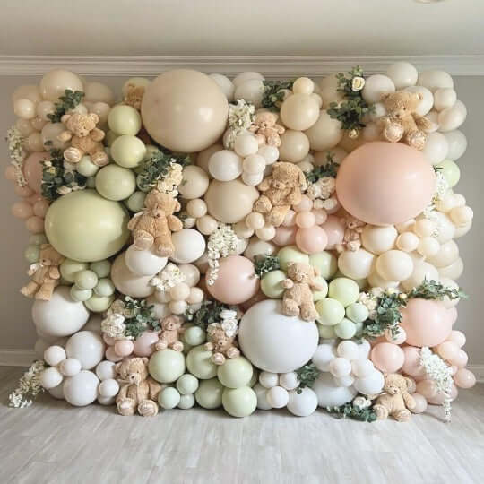 جدار البالونات 