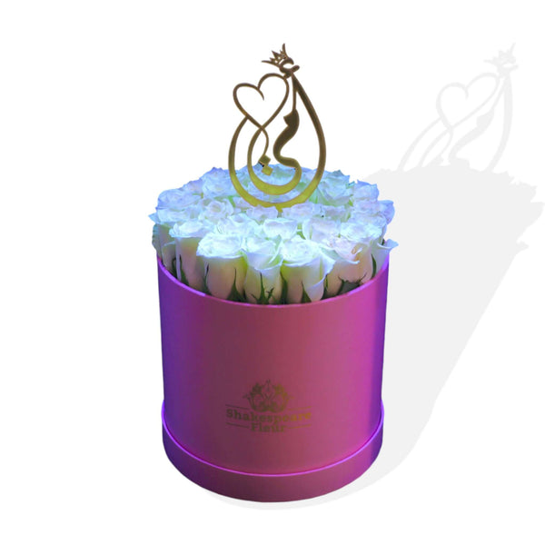 25 White Roses in a Box