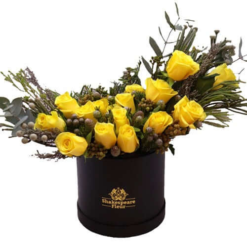 صندوق من الزهور الصفراء